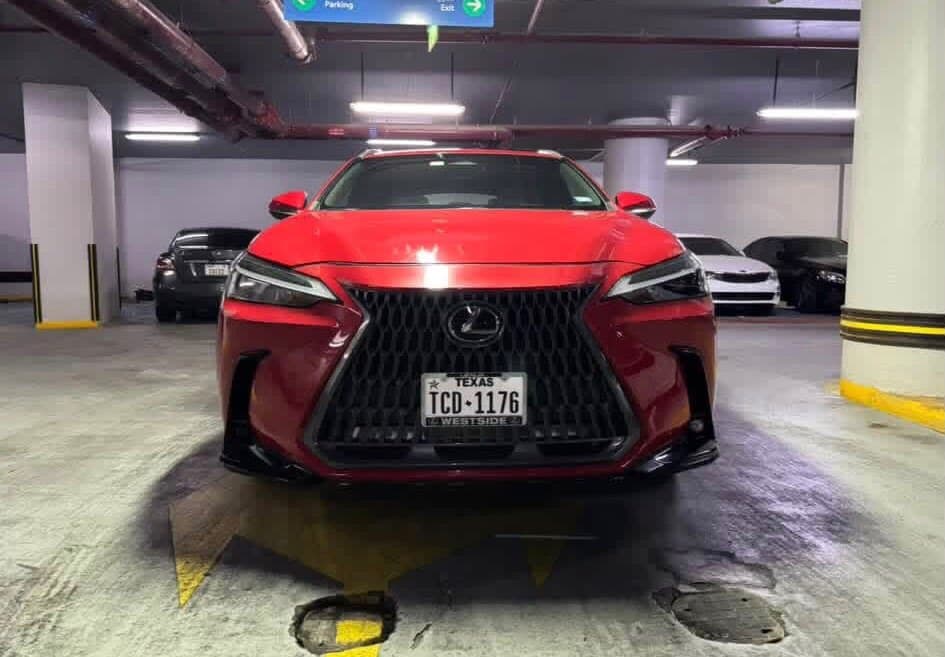 Car image 1