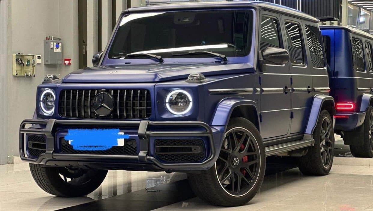 Car image 1