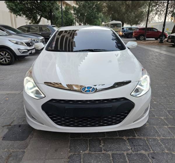 2012 Hyundai Sonata Hybrid