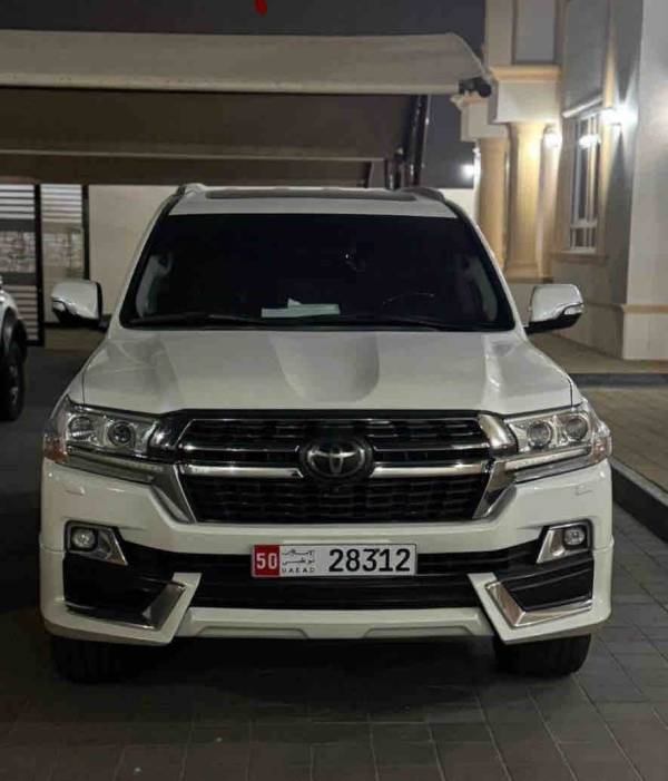 2021 Toyota Land Cruiser VXR