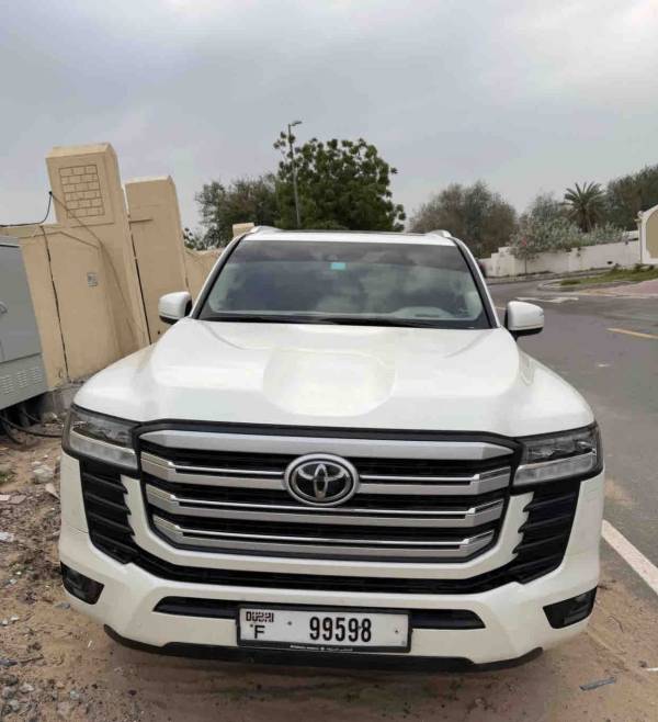 2024 Toyota Land Cruiser GXR