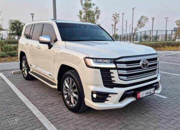 2025 Toyota Land Cruiser VXR