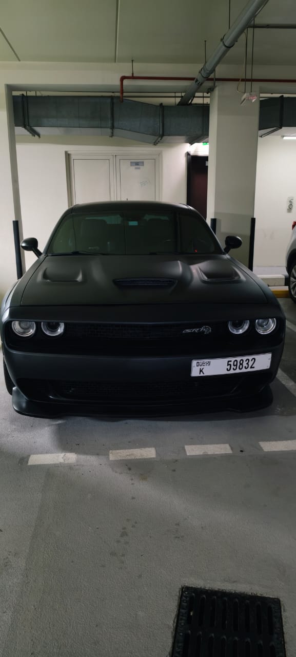 Dodge Challenger srt8
